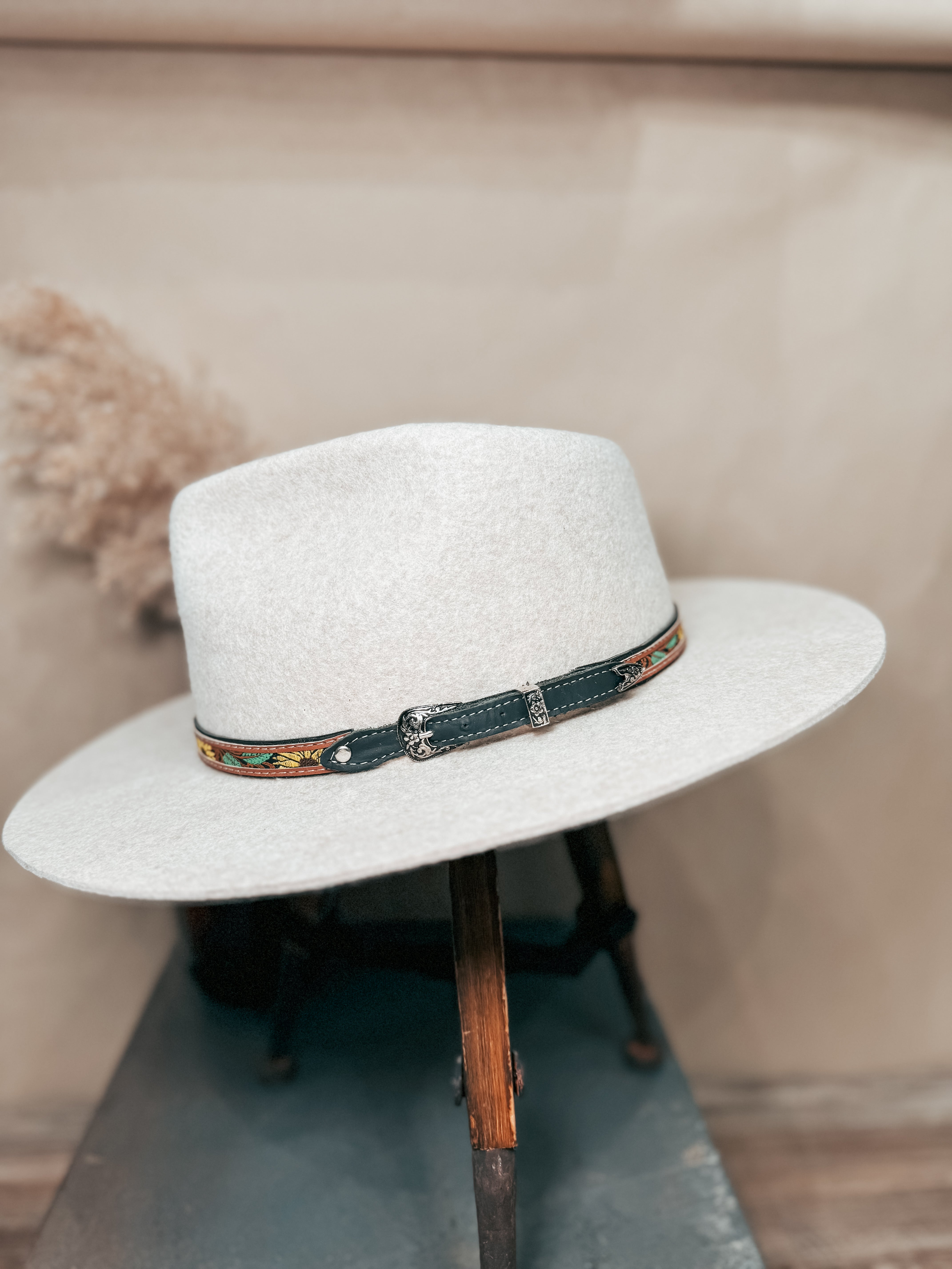 Sunflower Stitch Hat Belt